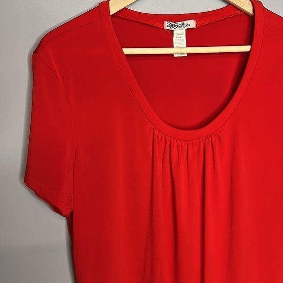 NEW MIX BRIGHT RED SHORT SLEEVE SCOOP NECK BLOUSE 2XL - Picture 4 of 5